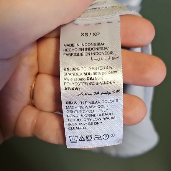 White House Black Market Cowl Neck Satin Tank Top Pale Lavender XS Sleeveless - Picture 4 of 5